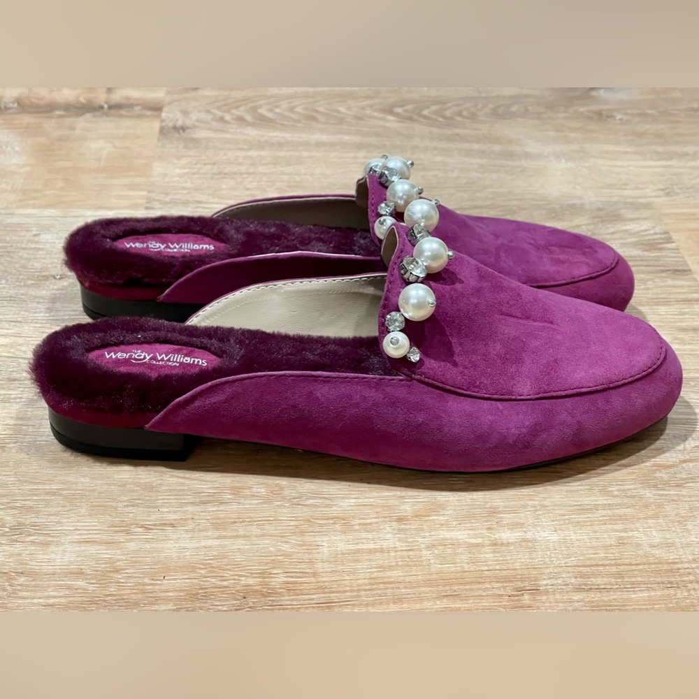 NEW Wendy Williams Jeweled Purple Mule Size 7.5